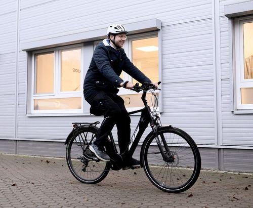Mit dem Dienstrad zur Arbeit